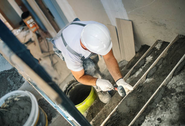 Best Concrete Sidewalk Installation  in Petaluma, CA